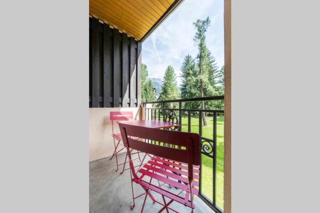 Au Coeur De Chamonix, Un Ecrin De Verdure Leilighet Eksteriør bilde